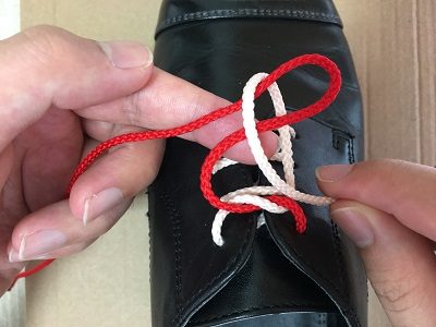 簡単な靴紐の通し方 結び方 蝶々結び ほどけない靴紐の通し方 結び方 シューぶろ